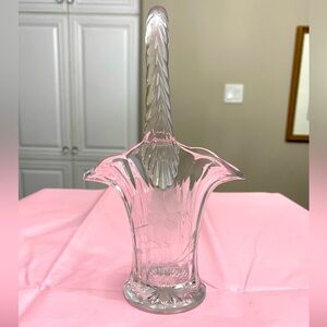 VTG CLEAR GLASS BASKET WITH GLASS HANDLE AND ETCHINGS OF FLOWERS AND FOLIAGE